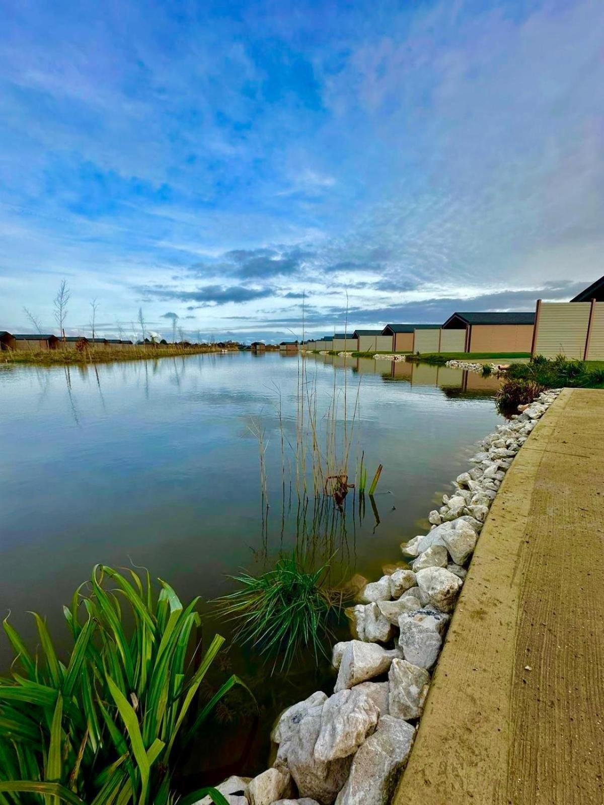 Lakeside Fishing Retreats Boston Camera foto